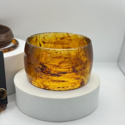 Sale Photo Thumbnail #303