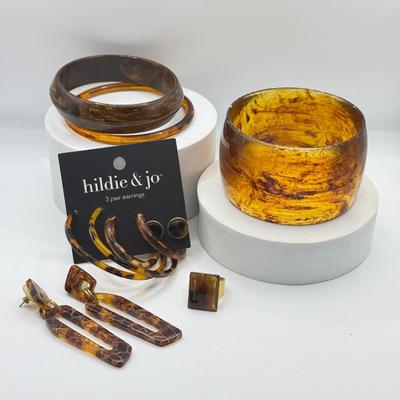 Sale Photo Thumbnail #305