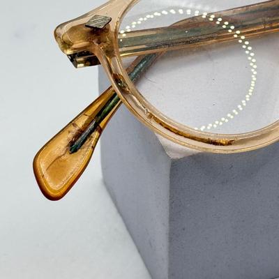 LOT 129K: Covet Perfume by Sarah Jessica Parker (opened), Vintage Reading Glasses, Powder Dish & More