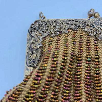 LOT 132K: Gorgeous Vintage Handmade Beaded Handbag