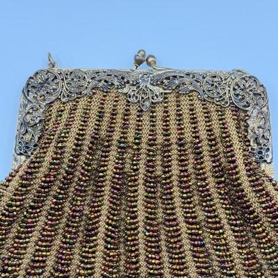 LOT 132K: Gorgeous Vintage Handmade Beaded Handbag