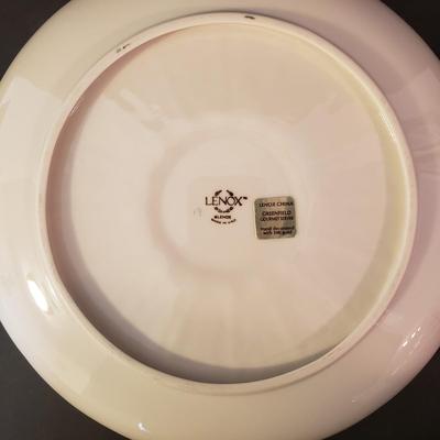 LOT 141L: Lenox USA Servingware Collection & Holiday Tablecloth