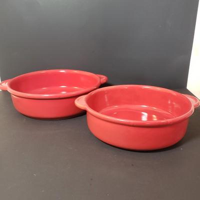 LOT 147L: Italian Terracotta Servingware & Ceramic Ramekins