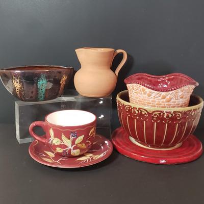 LOT 149L: Collection of Terracotta and Ceramics