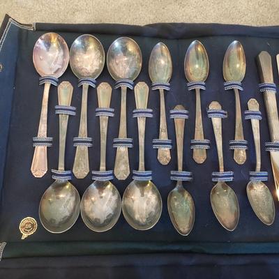 LOT 150F: Wm. Rogers Silverplate Flatware Sets in Anti-Tarnish Cases
