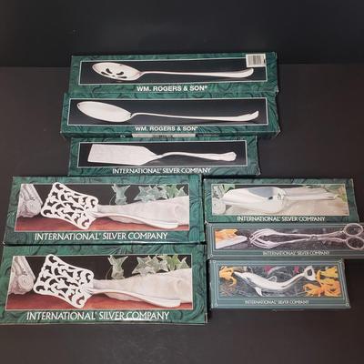 LOT 153L: Assorted New in Box Intl Silver Co Silverplate Serving Utensils & More