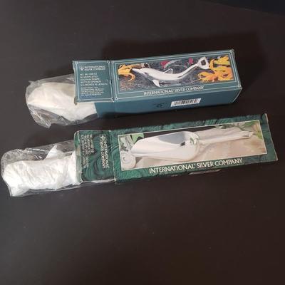 LOT 153L: Assorted New in Box Intl Silver Co Silverplate Serving Utensils & More