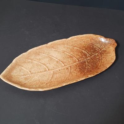 LOT 156L: Rowe Pottery Heart Dish, Salmon Falls Soap Dispenser, Watson Pottery Pear Dish & More