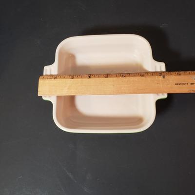 LOT 157L: Le Creuset Baking Dishes & Ramekins