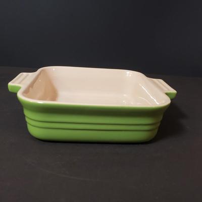 LOT 157L: Le Creuset Baking Dishes & Ramekins
