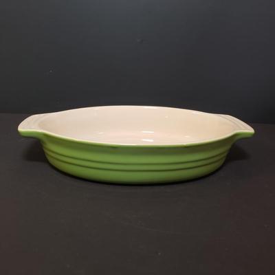 LOT 157L: Le Creuset Baking Dishes & Ramekins
