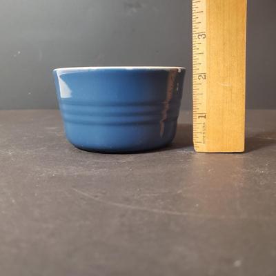 LOT 159K: Le Creuset Pie Plate, Baking Dish & Ramekin