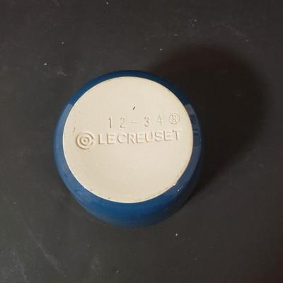 LOT 159K: Le Creuset Pie Plate, Baking Dish & Ramekin