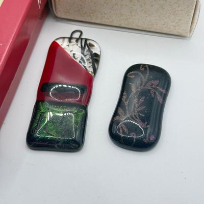 LOT 162J: Erica Lyons Necklace & Earring Set in Box, Tommasi Jewellery Murano Glass Necklace & More