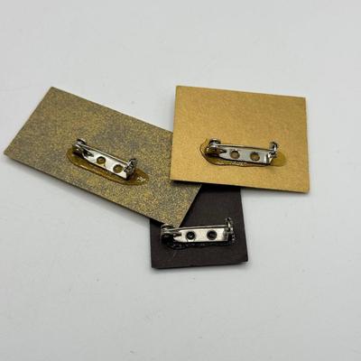 LOT 173J: Artist's Collection: Large Ceramic Paint Palette Pin, Pendant, Brooches & Sunset NWT Earrings