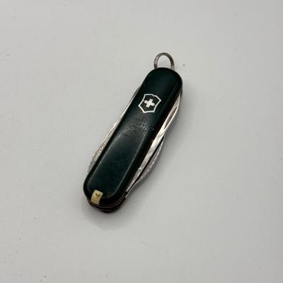 LOT 175J: Green Swiss Army Knife & Collection of Keychains incl Woodbury HS Alum