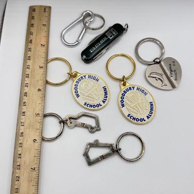 LOT 175J: Green Swiss Army Knife & Collection of Keychains incl Woodbury HS Alum