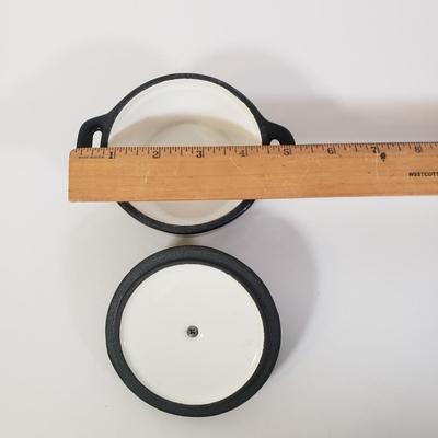 LOT 188K: Cast Iron Enameled Kitchenware by Invicta France, Well Equipped Kitchen & Others