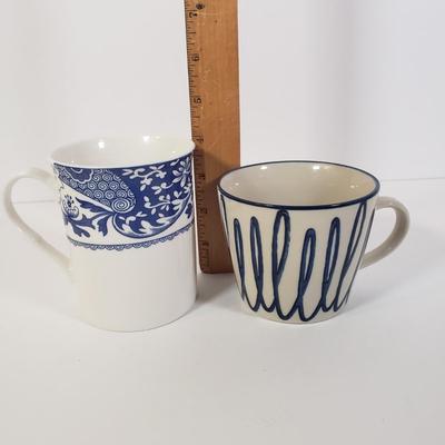 LOT 189K: Blue & White-Spode, Royal Doulton, Pfaltzgraff, Signed Art Pottery & More