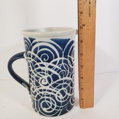 LOT 189K: Blue & White-Spode, Royal Doulton, Pfaltzgraff, Signed Art Pottery & More