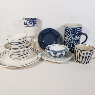 LOT 189K: Blue & White-Spode, Royal Doulton, Pfaltzgraff, Signed Art Pottery & More