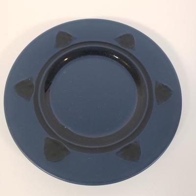 LOT 189K: Blue & White-Spode, Royal Doulton, Pfaltzgraff, Signed Art Pottery & More