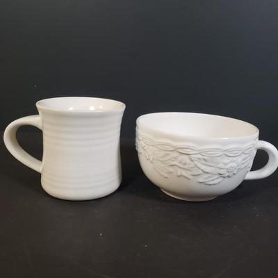 LOT 198K: Black & White Art Pottery, Keith Brymer, Early Rae Dunn Dragonfly Mug, Wedgwood & More
