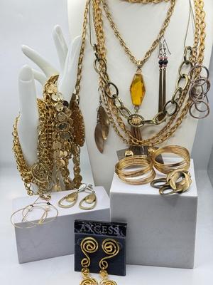 LOT 203J: Goldtone Necklaces, 14kt Gold Post Earrings & More