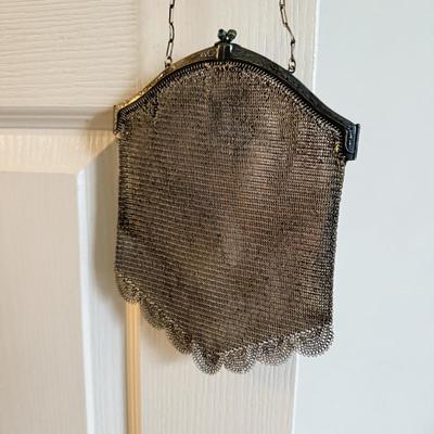 LOT 217J: Antique Mesh Link Chain Mail Handbag w/ Silver Clasp (acid tested)
