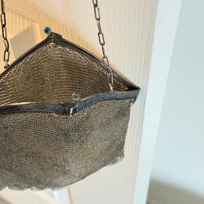 LOT 217J: Antique Mesh Link Chain Mail Handbag w/ Silver Clasp (acid tested)