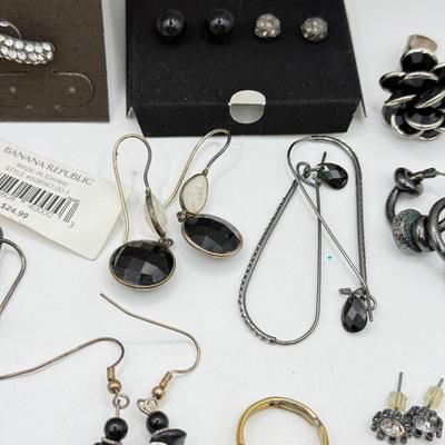 LOT 223J: Collection of Pierced Earrings, Bracelet & Ring