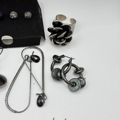 LOT 223J: Collection of Pierced Earrings, Bracelet & Ring