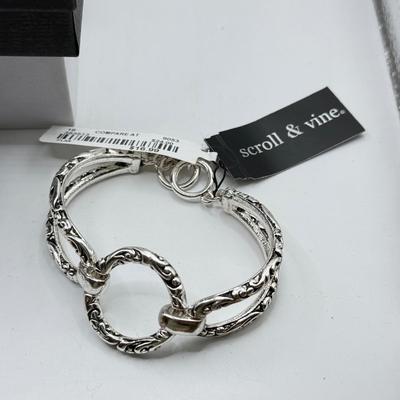LOT 231J: Lucky Brand Cuff Bracelet, Magnolia Jewelry NWT & Mesh Snake Necklace made in France