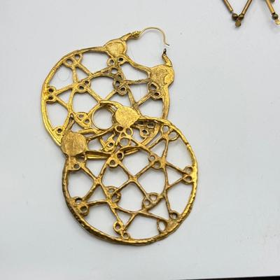 LOT 232J: Collection of Pierced Earrings: Laurel Burch, NWT, Brass & More