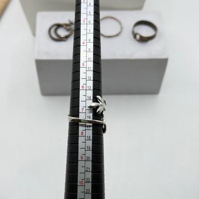 LOT 233J: Sterling Silver Jewelry: Three Rings, Necklace & Earrings (10.43g)