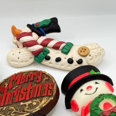 LOT 235J: Merry Christmas Pin Collection: Handmade, Hallmark, Vintage Plastic Pull String & More