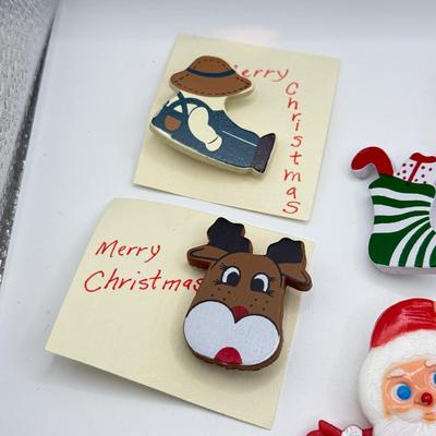 LOT 235J: Merry Christmas Pin Collection: Handmade, Hallmark, Vintage Plastic Pull String & More