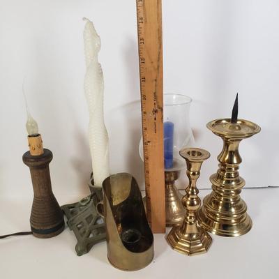 LOT 249L: Virginia Metalcrafters Spiked Candlestick, Brass Reflector Candle Holder, Wooden Spool Candlestick Lamp & More