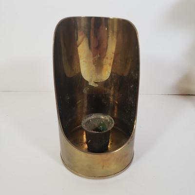 LOT 249L: Virginia Metalcrafters Spiked Candlestick, Brass Reflector Candle Holder, Wooden Spool Candlestick Lamp & More