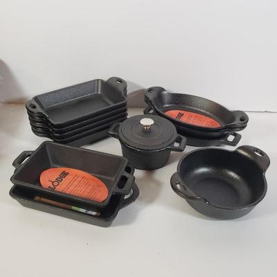 LOT 257K: Collection of Lodge Mini Cast Iron Pans-Never Used