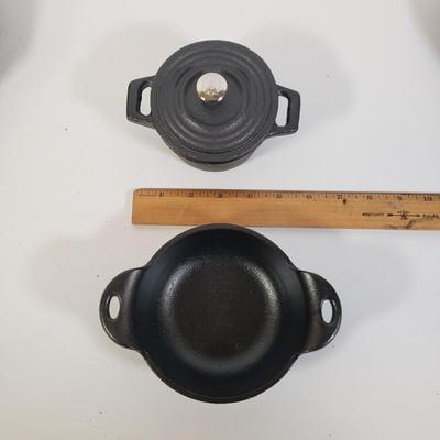 LOT 257K: Collection of Lodge Mini Cast Iron Pans-Never Used