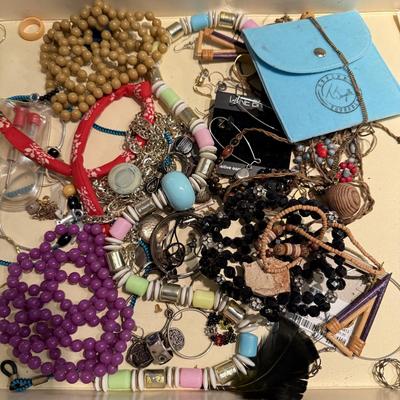 LOT 267L: Craft / Repair Jewelry Lot