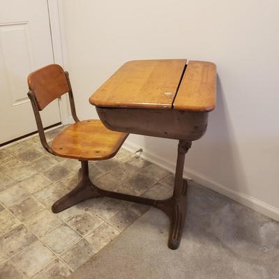 LOT 278L: Vintage School Desk with Swivel Seat- St, Kevin's