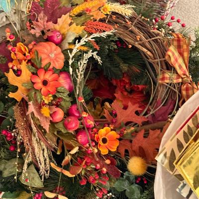 LOT 281L: Gift Bags 'n Tags, Fall Wreath, Wooden Crate