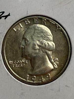 1949-D UNCIRCULATED CONDITION WASHINGTON SILVER QUARTER AS PICTURED.