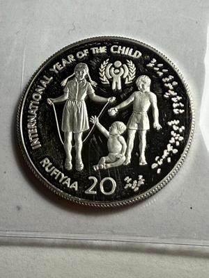 Maldives 1399 (1979) International Year of the Child 20 Rufyiaa Proof Silver Coin as Pictured.