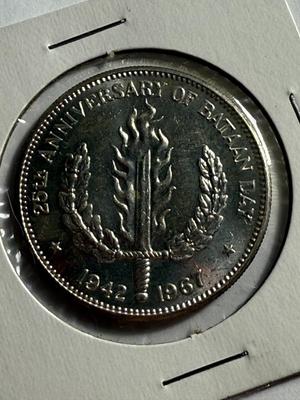 Philippines 1967 BU Condition One Peso 25th Anniversary of Bataan Day .800 Silver Coin as Pictured.