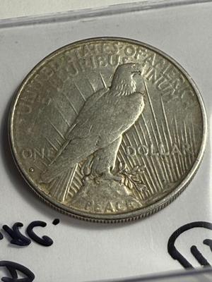 1934-D CIRCULATED CONDITION PEACE SILVER DOLLAR COIN #16 AS PICTURED.