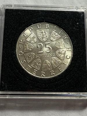 AUSTRIA 1959 UNCIRCULATED 25 SCHILLING SILVER COIN AS PICTURED.