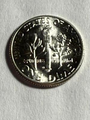 1949-D UNCIRCULATED/WHITE ROOSEVELT SILVER DIME AS PICTURED.